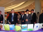 การประชุมสัมมนาวิชาการและแสดงนิทรรศการ เรื่อง การขับเคลื่อนอนาคตประเทศไทยด้วยระบบวิจัยของศูนย์ความเป็นเลิศ 31 ก.ค. 2556